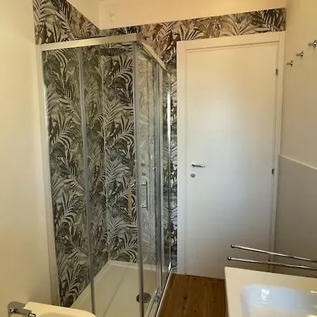 Al Mare Da Ombretta アパート ペスカーラ